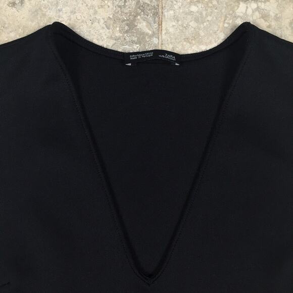 ZARA Deep V Neck Black Crop Top Vest Blouse Womens Medium Cropped - Picture 6 of 16